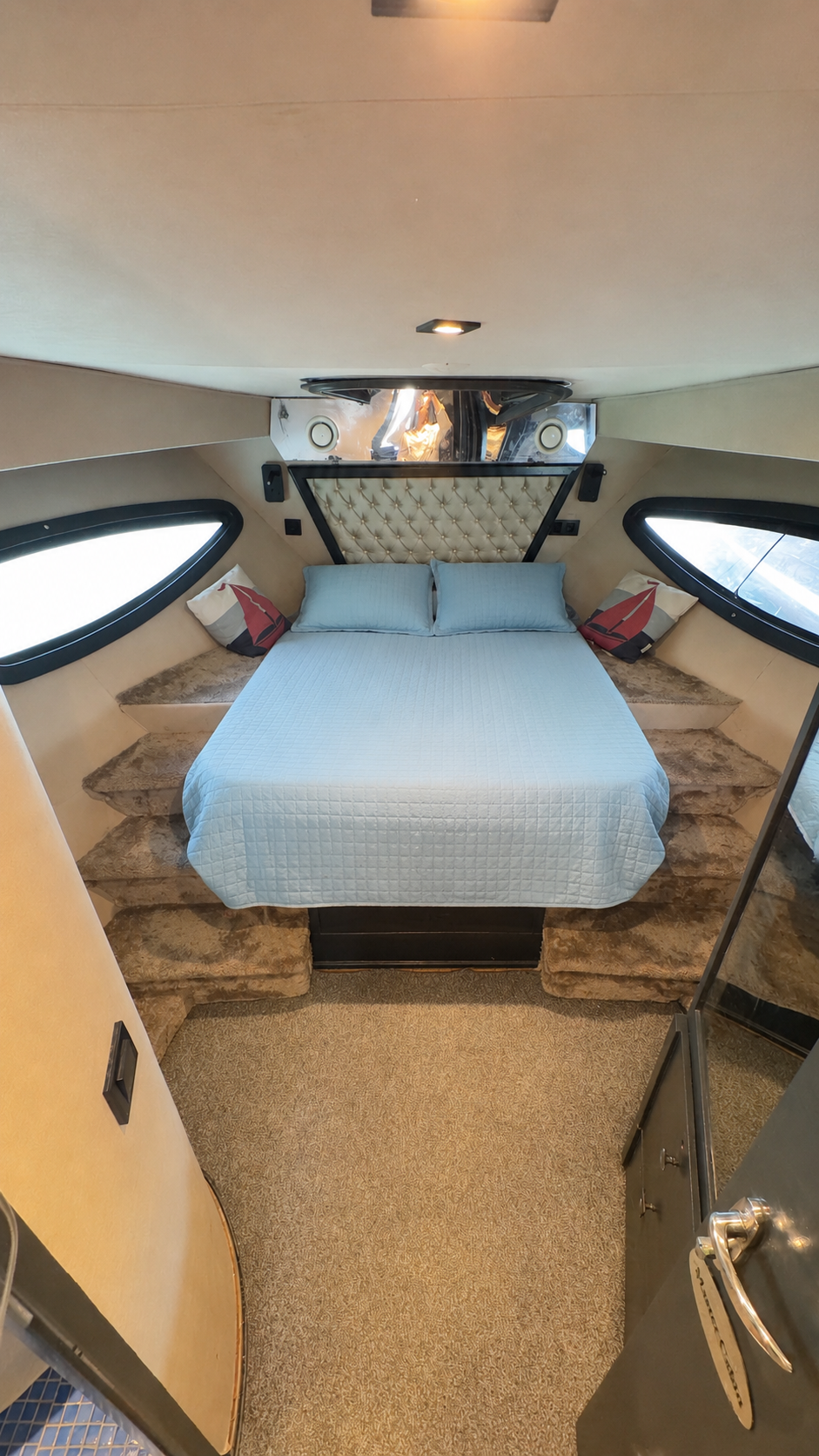 Luxury Yacht Flybridge